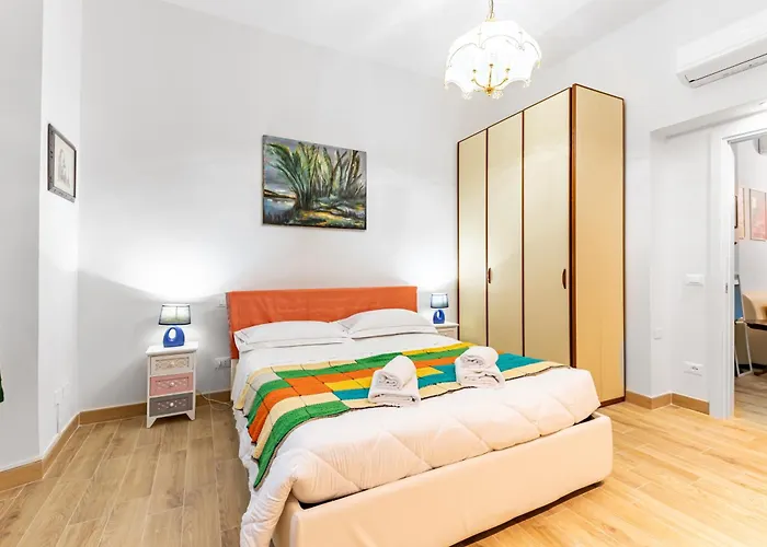 Guesthost - La Dimora Del Greco - Lovely Appartement