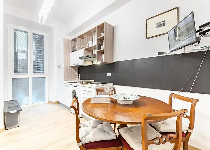 Guesthost - La Dimora Del Greco - Lovely Appartement *